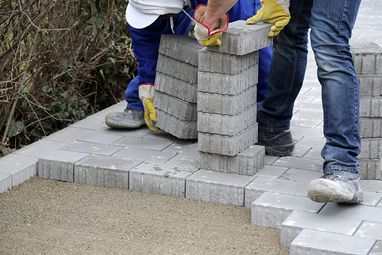 Pflasterarbeiten in Gelnhausen - Betonpflaster - Schamma Erdbau GmbH